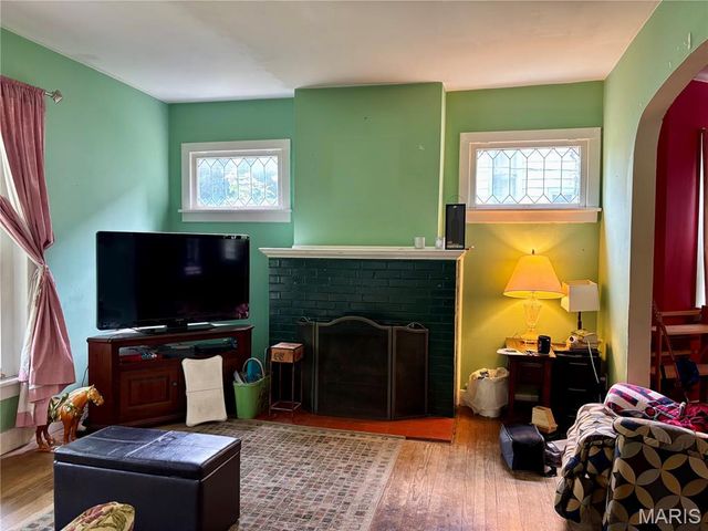 205 E 12th Street, Alton, IL 62002