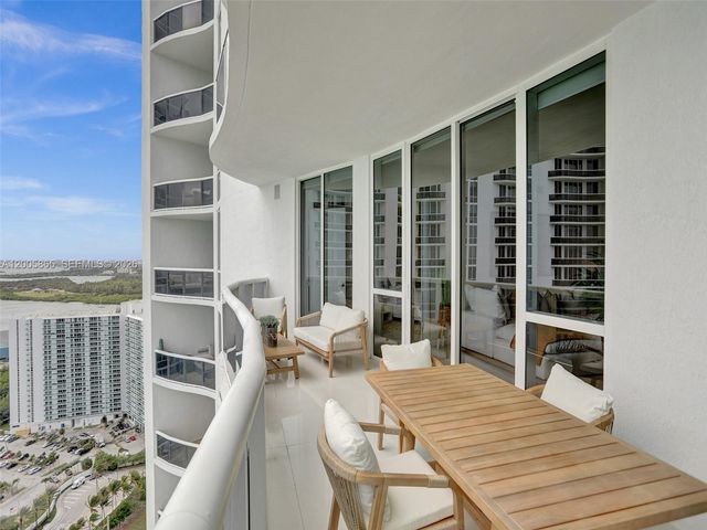 15901 Collins Ave 2807, Sunny Isles Beach, FL 33160