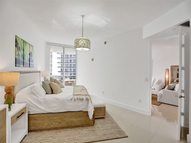 15901 Collins Ave 2807, Sunny Isles Beach, FL 33160