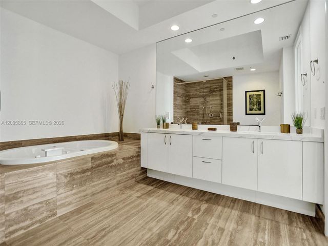15901 Collins Ave 2807, Sunny Isles Beach, FL 33160