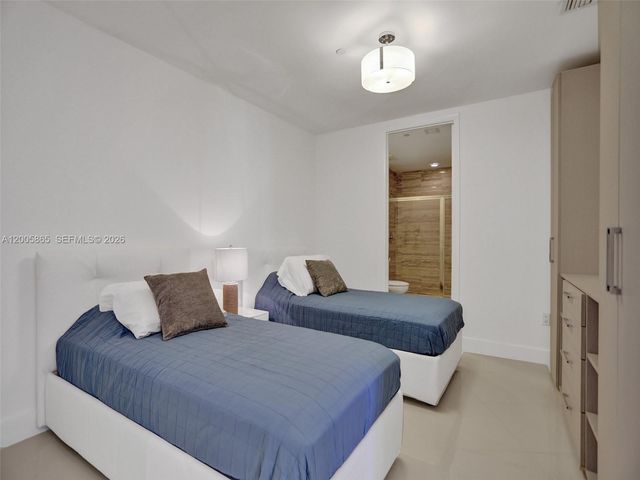 15901 Collins Ave 2807, Sunny Isles Beach, FL 33160