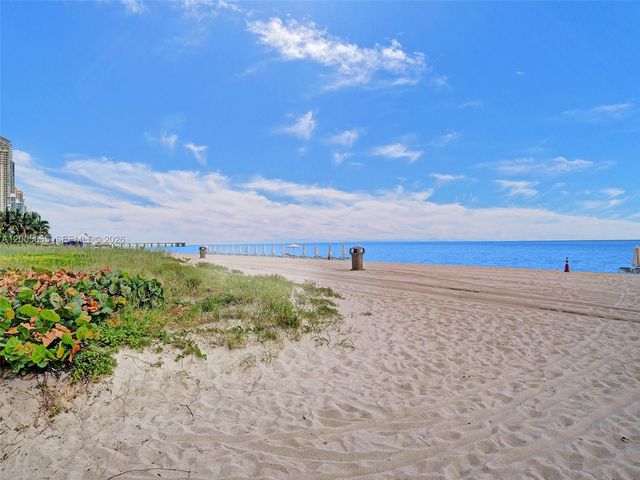 15901 Collins Ave 2807, Sunny Isles Beach, FL 33160
