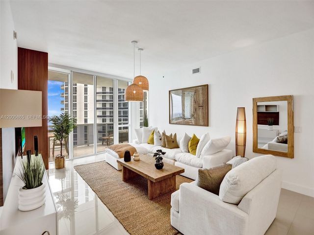 15901 Collins Ave 2807, Sunny Isles Beach, FL 33160