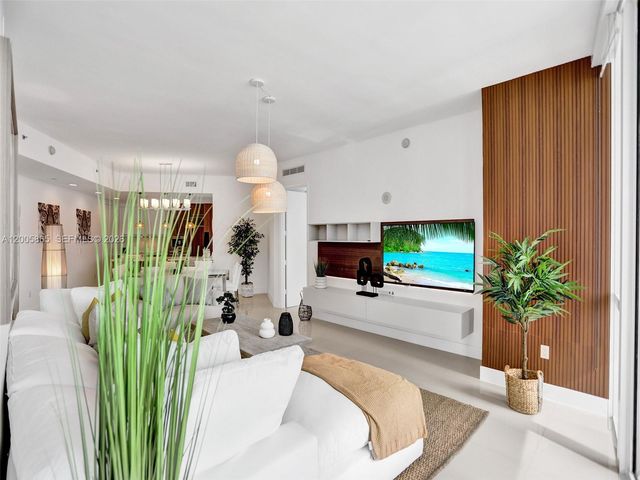 15901 Collins Ave 2807, Sunny Isles Beach, FL 33160