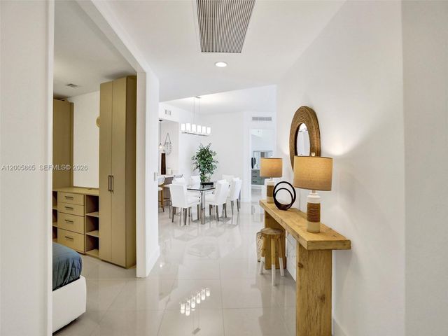 15901 Collins Ave 2807, Sunny Isles Beach, FL 33160
