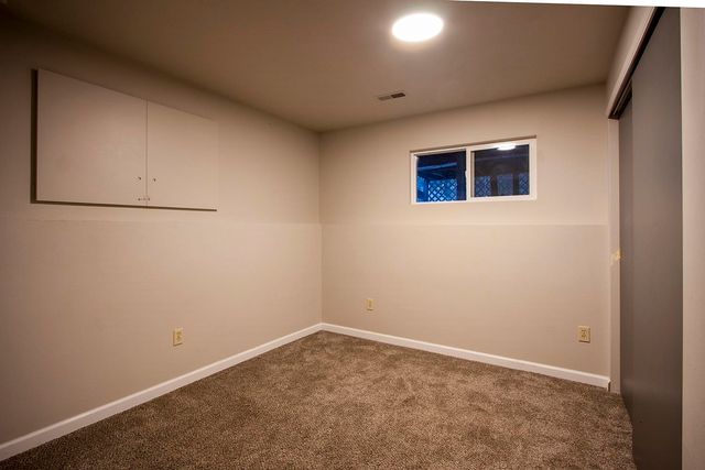 38821 N NEWPORT Hwy, Elk, WA 99009