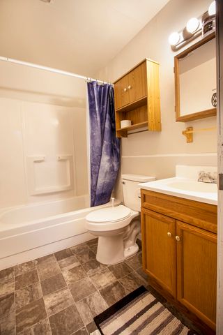 38821 N NEWPORT Hwy, Elk, WA 99009