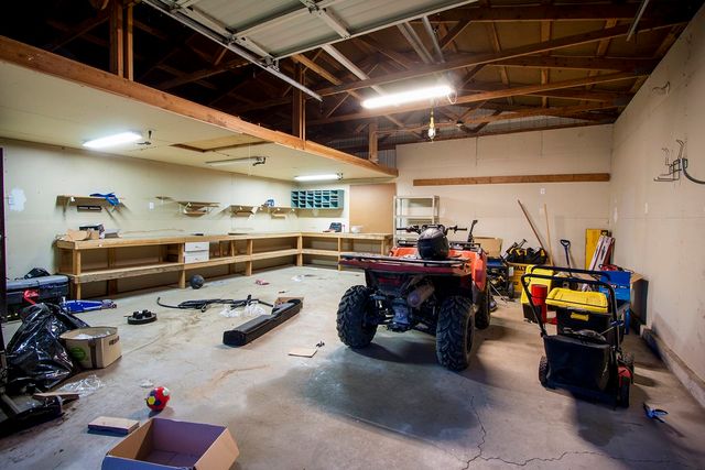 38821 N NEWPORT Hwy, Elk, WA 99009