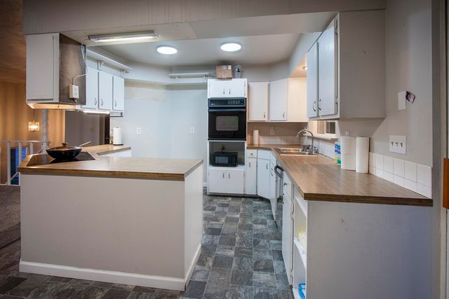 38821 N NEWPORT Hwy, Elk, WA 99009