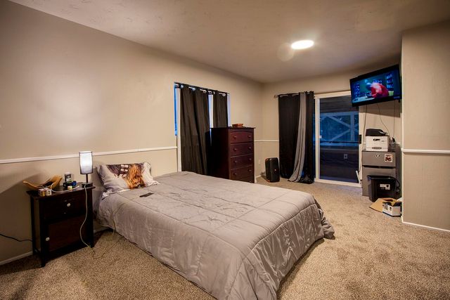 38821 N NEWPORT Hwy, Elk, WA 99009