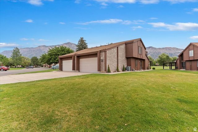 69 WHITE BARN DR, Pleasant View, UT 84414