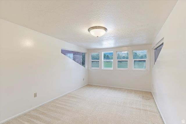 69 WHITE BARN DR, Pleasant View, UT 84414