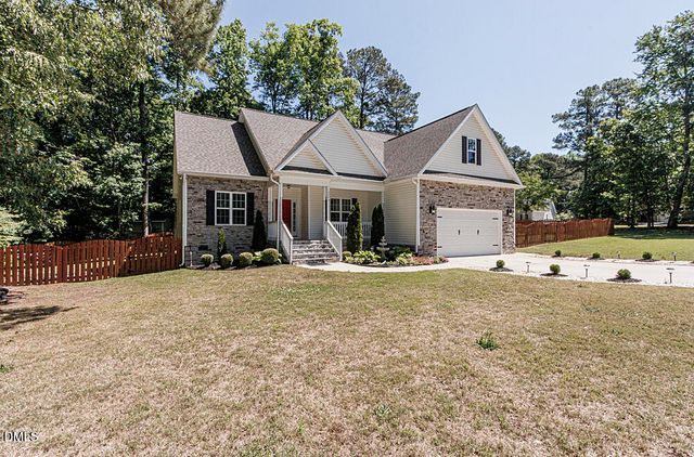 330 Carolina Oaks Avenue, Smithfield, NC 27577