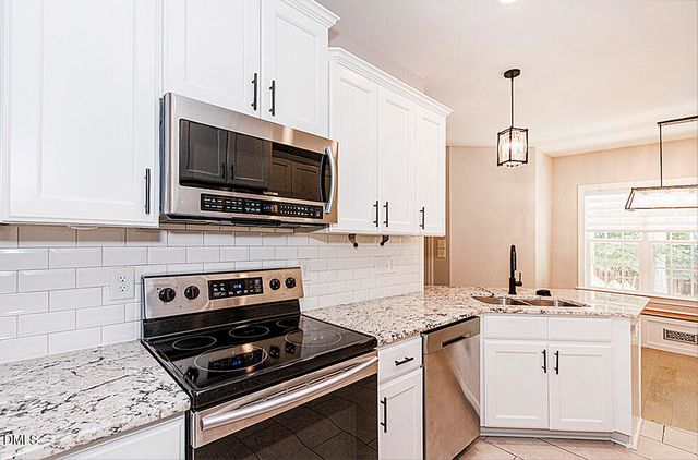 330 Carolina Oaks Avenue, Smithfield, NC 27577