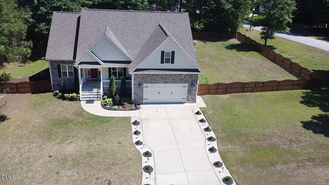 330 Carolina Oaks Avenue, Smithfield, NC 27577