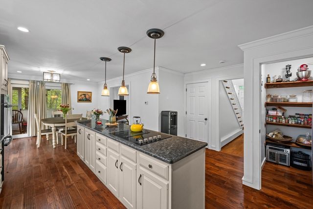 16 Elliott Road, Sterling, MA 01564