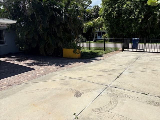 3510 4TH AVENUE W, Bradenton, FL 34205