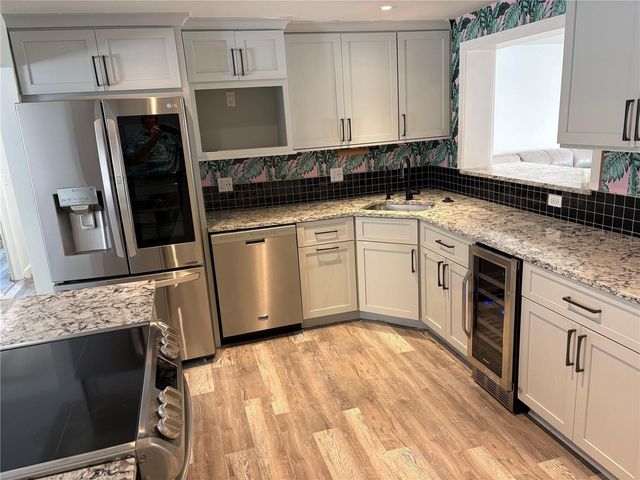 3510 4TH AVENUE W, Bradenton, FL 34205