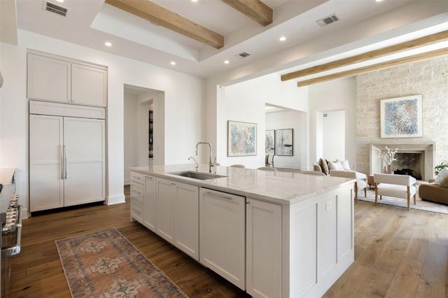 567 Delayne DR, Austin, TX 78737