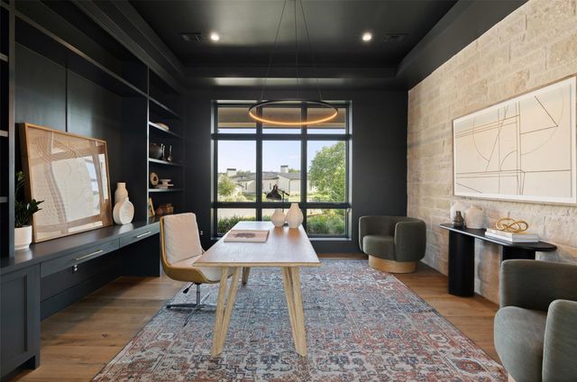 567 Delayne DR, Austin, TX 78737