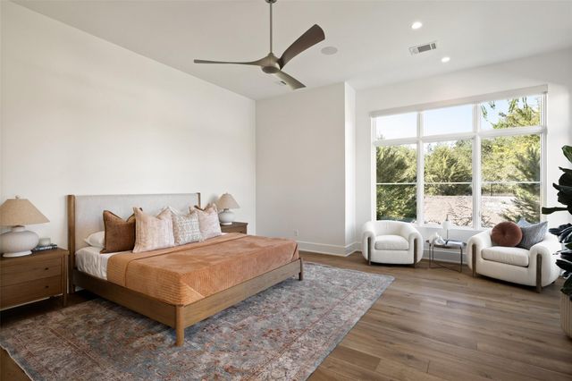 567 Delayne DR, Austin, TX 78737