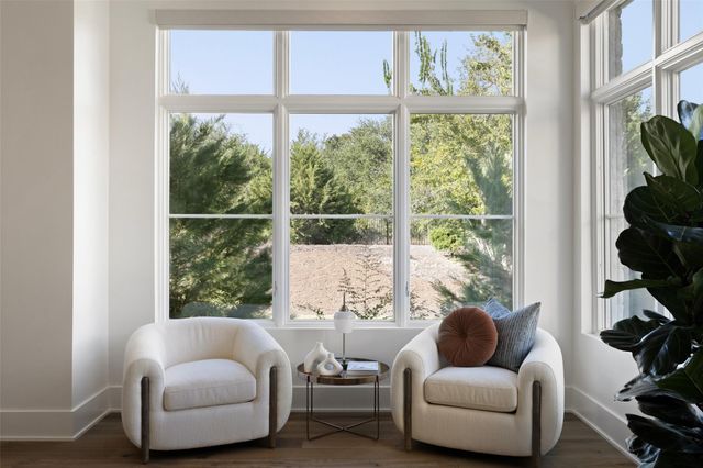 567 Delayne DR, Austin, TX 78737