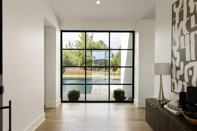 567 Delayne DR, Austin, TX 78737