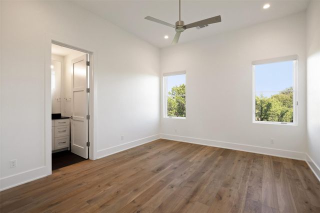 567 Delayne DR, Austin, TX 78737