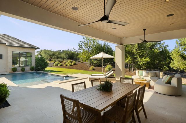 567 Delayne DR, Austin, TX 78737