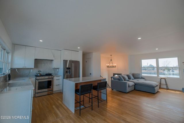 5 S Ensign Drive, Little Egg Harbor, NJ 08087