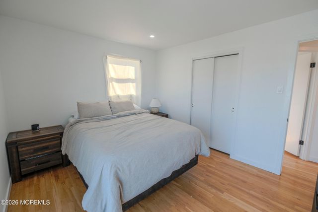5 S Ensign Drive, Little Egg Harbor, NJ 08087