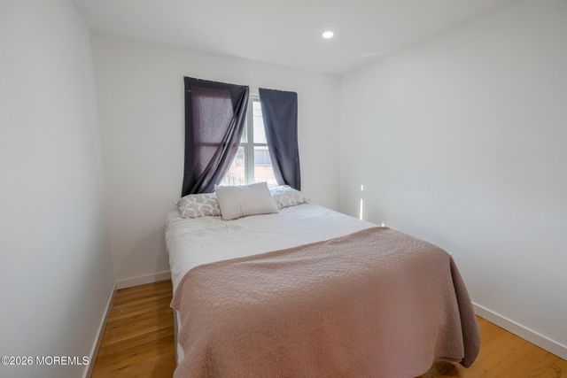 5 S Ensign Drive, Little Egg Harbor, NJ 08087