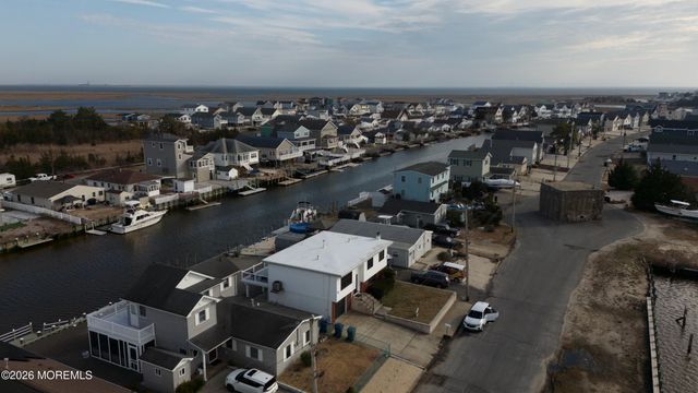 5 S Ensign Drive, Little Egg Harbor, NJ 08087