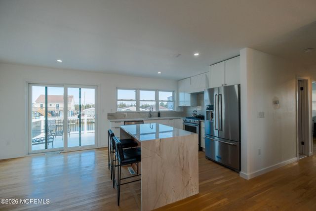 5 S Ensign Drive, Little Egg Harbor, NJ 08087