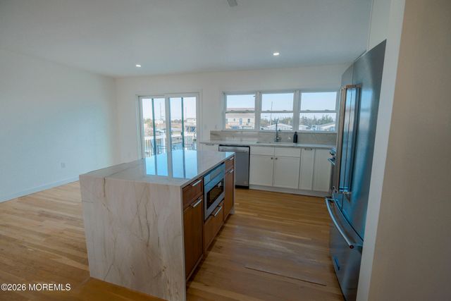 5 S Ensign Drive, Little Egg Harbor, NJ 08087