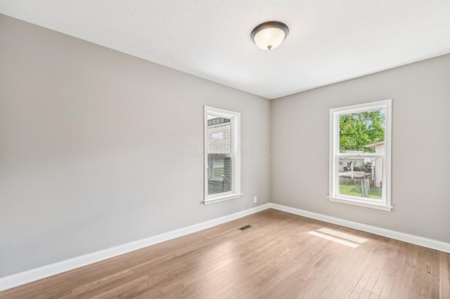 106 N Grener Avenue, Columbus, OH 43228