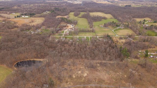 720 W 100 N, Valparaiso, IN 46385