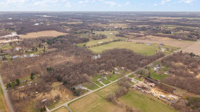 720 W 100 N, Valparaiso, IN 46385