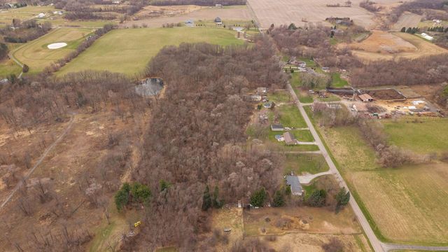 720 W 100 N, Valparaiso, IN 46385