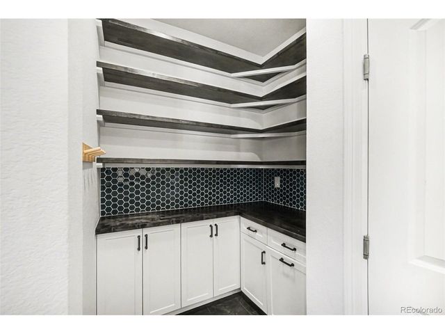 17880 W 95th Pl, Arvada, CO 80007