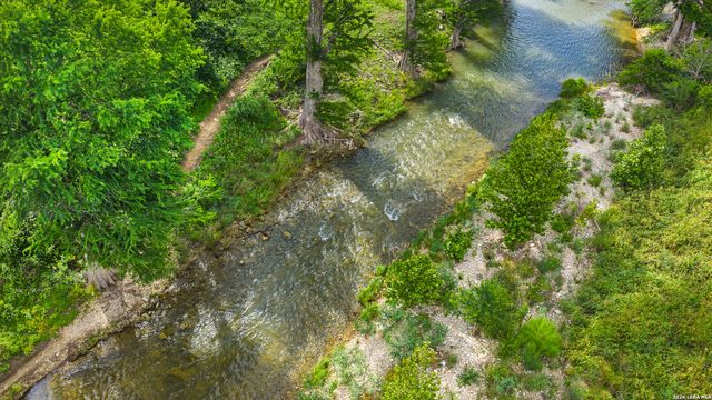 214 MARQUARDT RD, Boerne, TX 78006