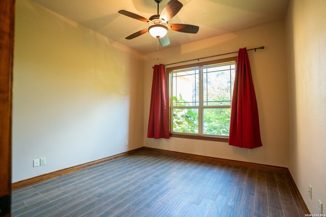 214 MARQUARDT RD, Boerne, TX 78006