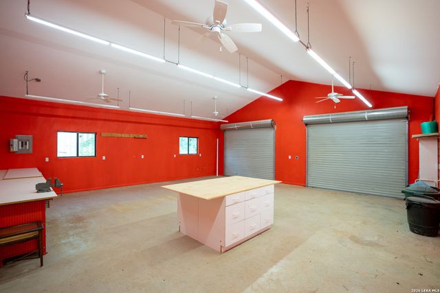 214 MARQUARDT RD, Boerne, TX 78006
