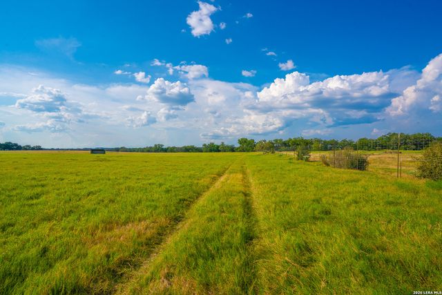 214 MARQUARDT RD, Boerne, TX 78006