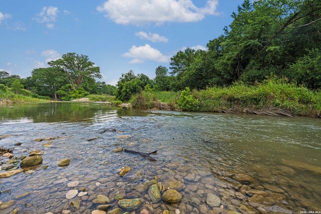 214 MARQUARDT RD, Boerne, TX 78006