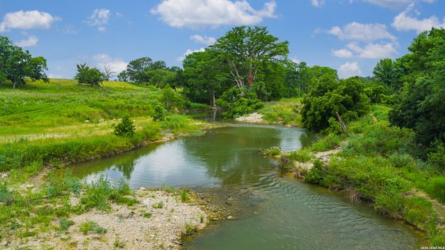 214 MARQUARDT RD, Boerne, TX 78006