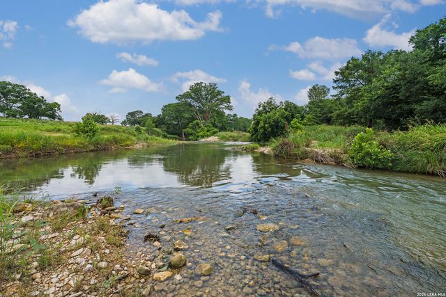 214 MARQUARDT RD, Boerne, TX 78006