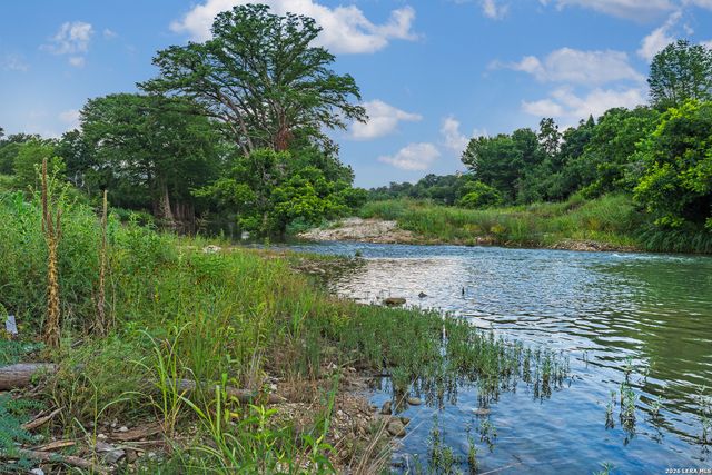 214 MARQUARDT RD, Boerne, TX 78006