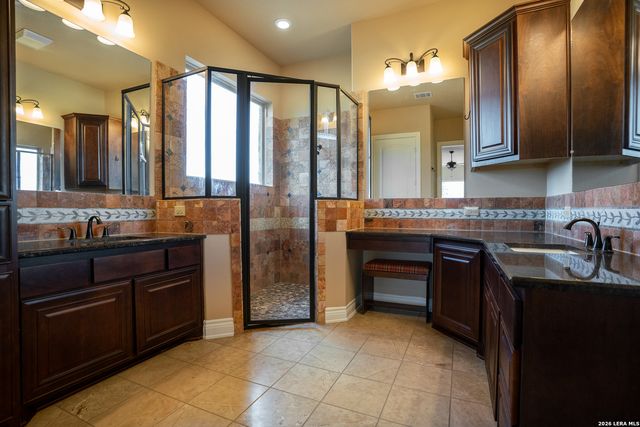 214 MARQUARDT RD, Boerne, TX 78006