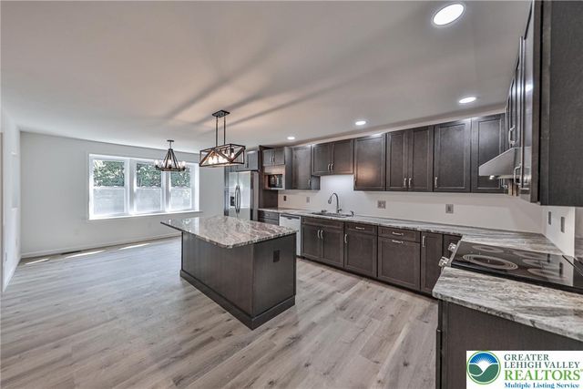 3042 West Beersville Road, Moore Twp, PA 18014